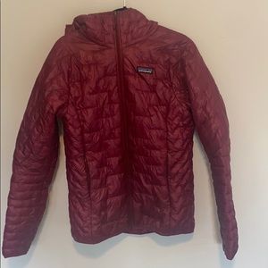 Women’s Small Micro Puff Patagonia Hoodie
